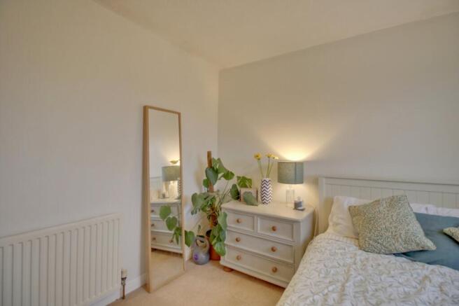 3 bed Semi-Detached for sale Image 10