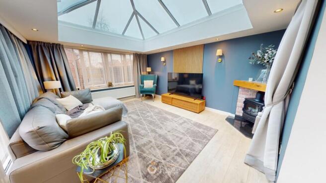 4 bed Detached for sale Image 4