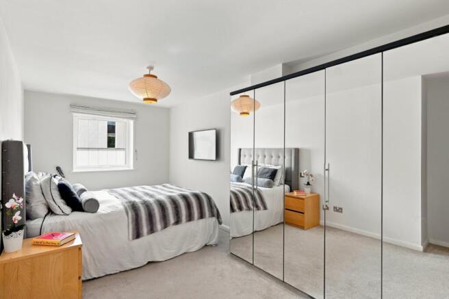 2 bed Apartment for sale Image 7