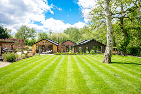 Knutsford Road, Alderley Edge, Cheshire, SK9