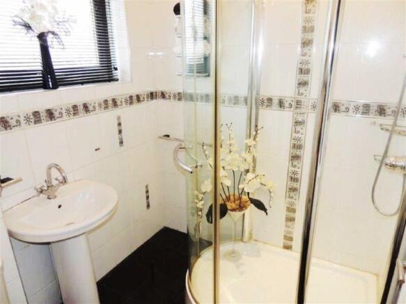 Luxury Bathroom/Show