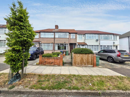 40 Whistler Gardens, Edgware, Greater London HA8 5TT
