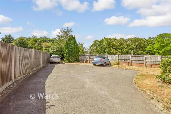Driveway/Parking