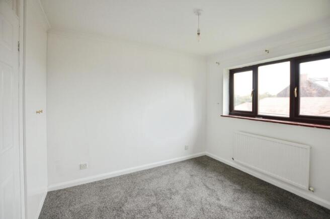 3 bed Semi-Detached for sale Image 8