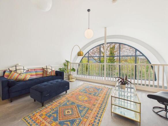 Lounge (Upstairs)