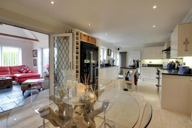 Breakfast Kitchen