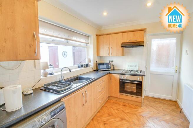 KITCHEN: