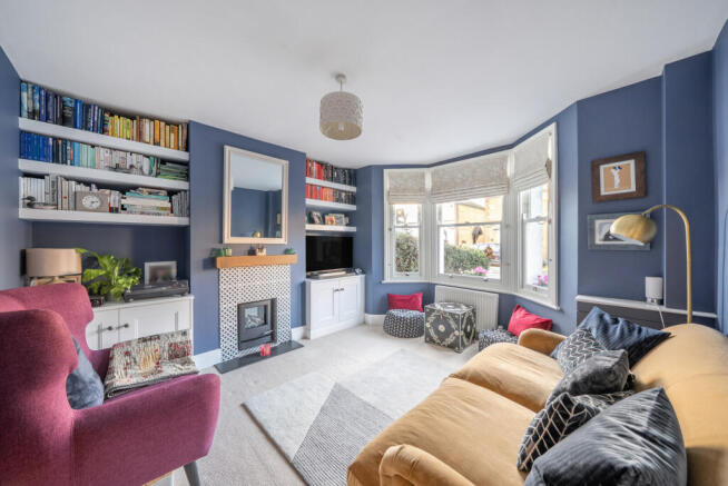 1386098-1-6929bb6...