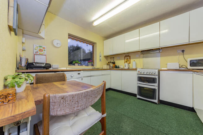Kitchen-(1)