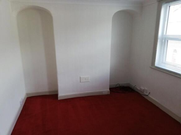 4 bed Terraced for sale Image 9