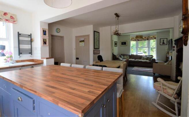 KITCHEN THROUGH TO DINING ROOM