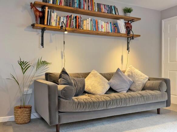2 bed Semi-Detached for sale Image 7