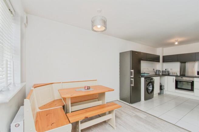 2 bed Terraced for sale Image 9