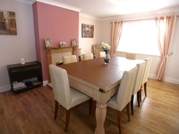 Dining/ Games Room