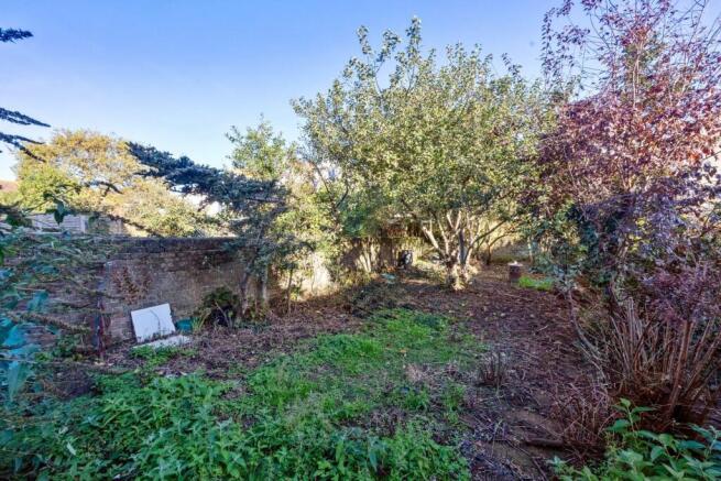 Modena Road, 23-022.JPG