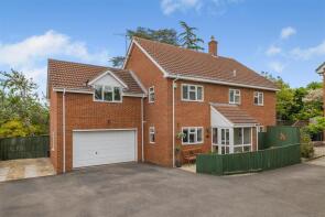 2, Cherrywood Court, Gloucester GL4 0AR