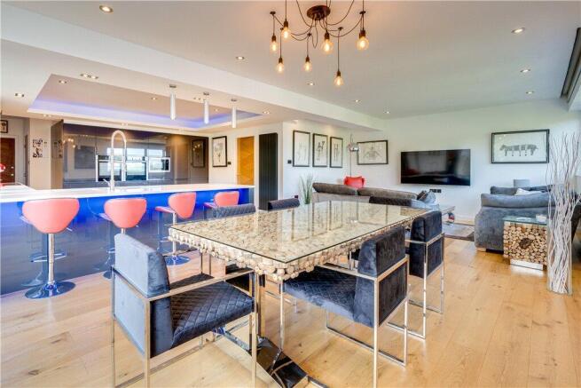 1 bed Apartment for sale Image 6