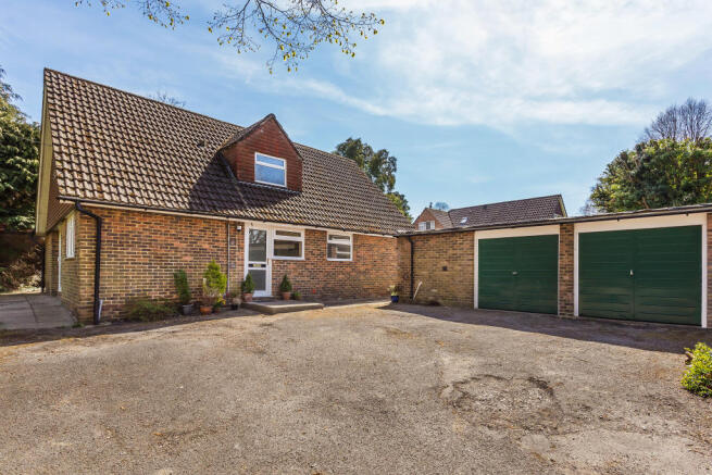 Double Garage & Utility Room