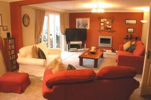Lounge / Dining Room