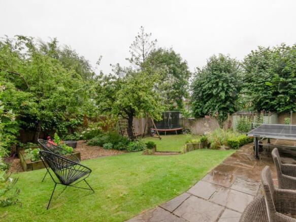 Garden c LR
