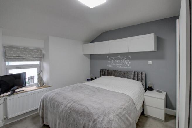 Bed1b