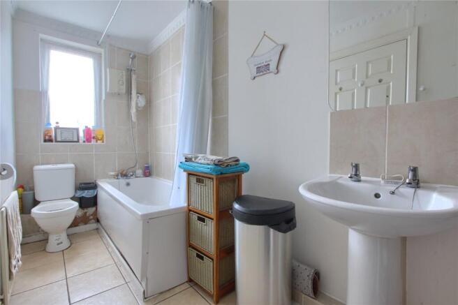 2 bed Terraced for sale Image 6