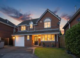 11, Oak Drive, Ormskirk L40 5BQ