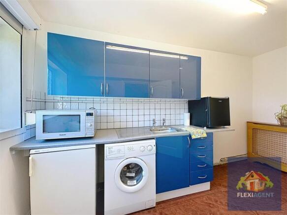 Kitchen / Utility Room