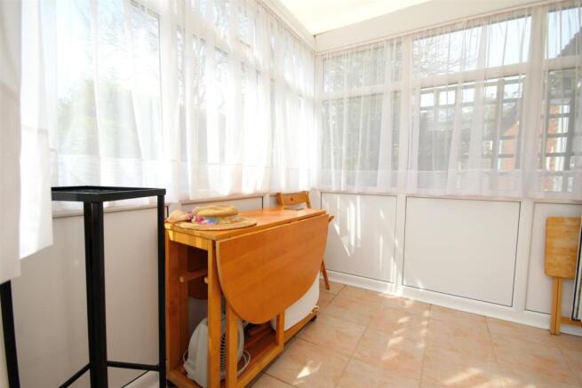 22 The Willows HESSLE (7)_lzn.jpg