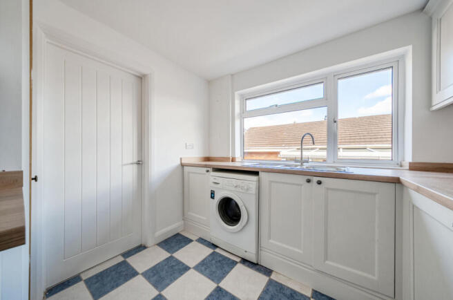 1436994-17-69cc22...