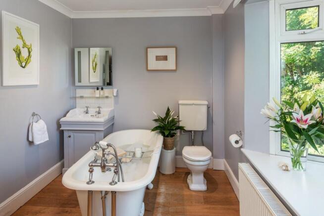 Landcombe Cottage Family Bathroom