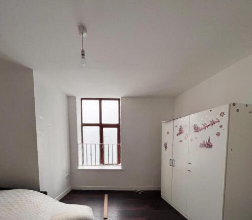 10 bed Block of Apartments for sale Image 4