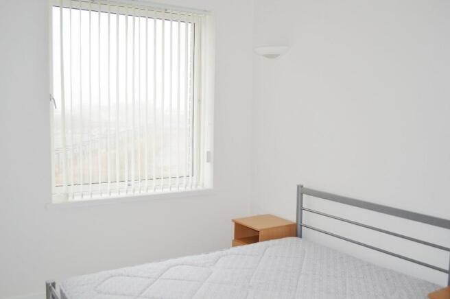 1 bed Apartment to rent Image 4