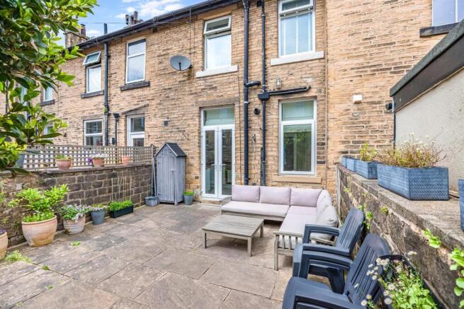 Rear Garden 2.jpg