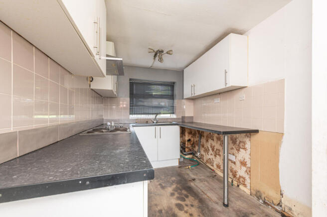 3 bed Terraced for sale Image 6