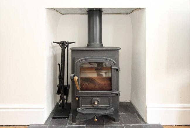 Log burner