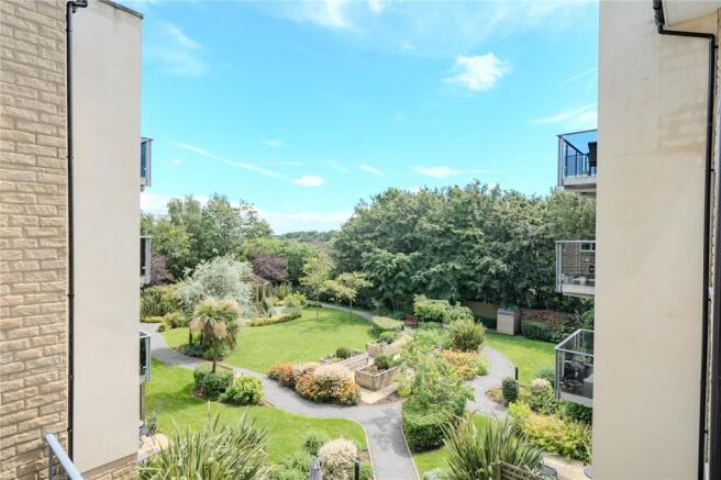 1 bed Apartment for sale Image 8