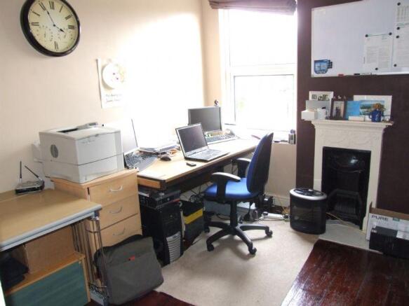 Photo 8