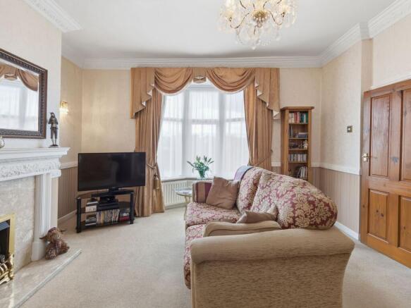 2 bed Semi-Detached for sale Image 5