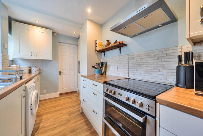 1435309-12-69c52e...