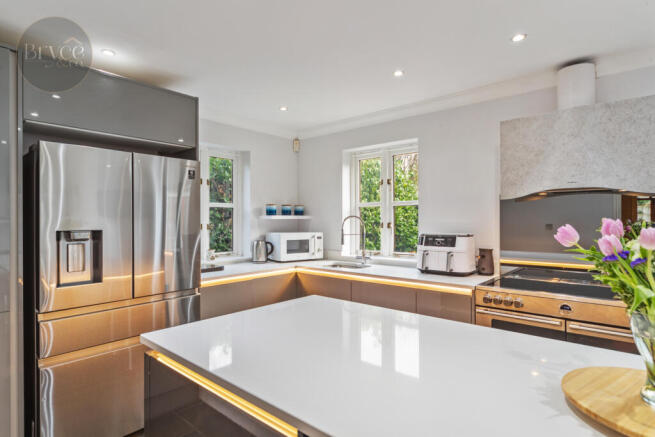 Haylett Lodge  -15