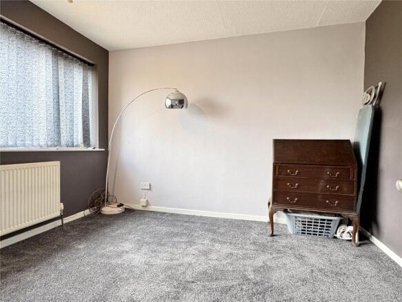3 bed Semi-Detached for sale Image 11