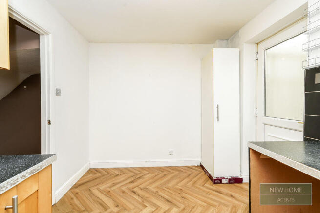 2 bed Semi-Detached for sale Image 3