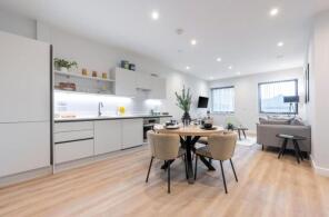 Flat 6, 15, Kean Street, London WC2B 4AZ