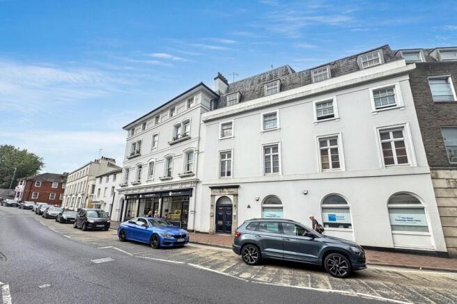 Unit 3, Pantiles House, 2 Nevill Street, Tunbridge Wells, Kent TN2 5TT