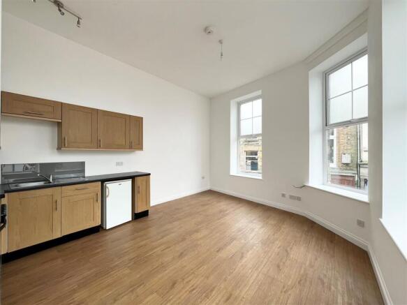 Kitchen/Living Room