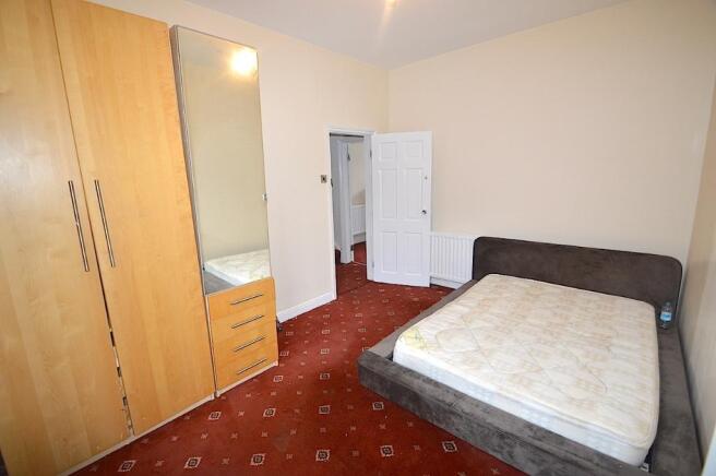 5 bed Terraced to rent Image 11