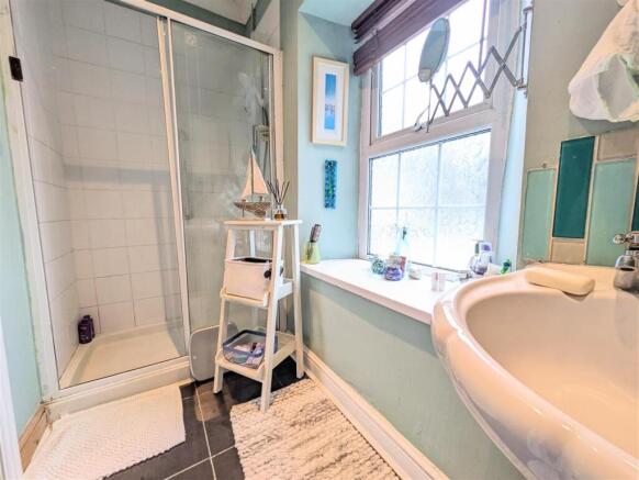 listing_716954_0009_c903c85f.jpg