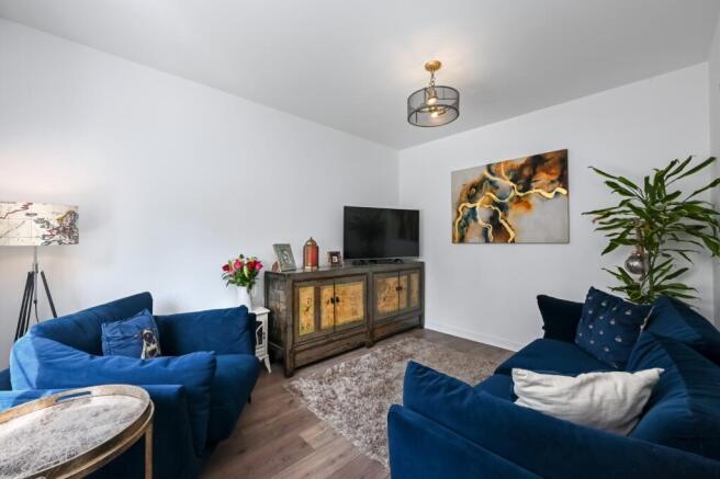 4 bed Detached for sale Image 7