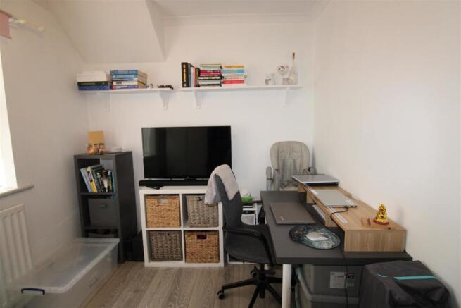Office/Bedroom 5